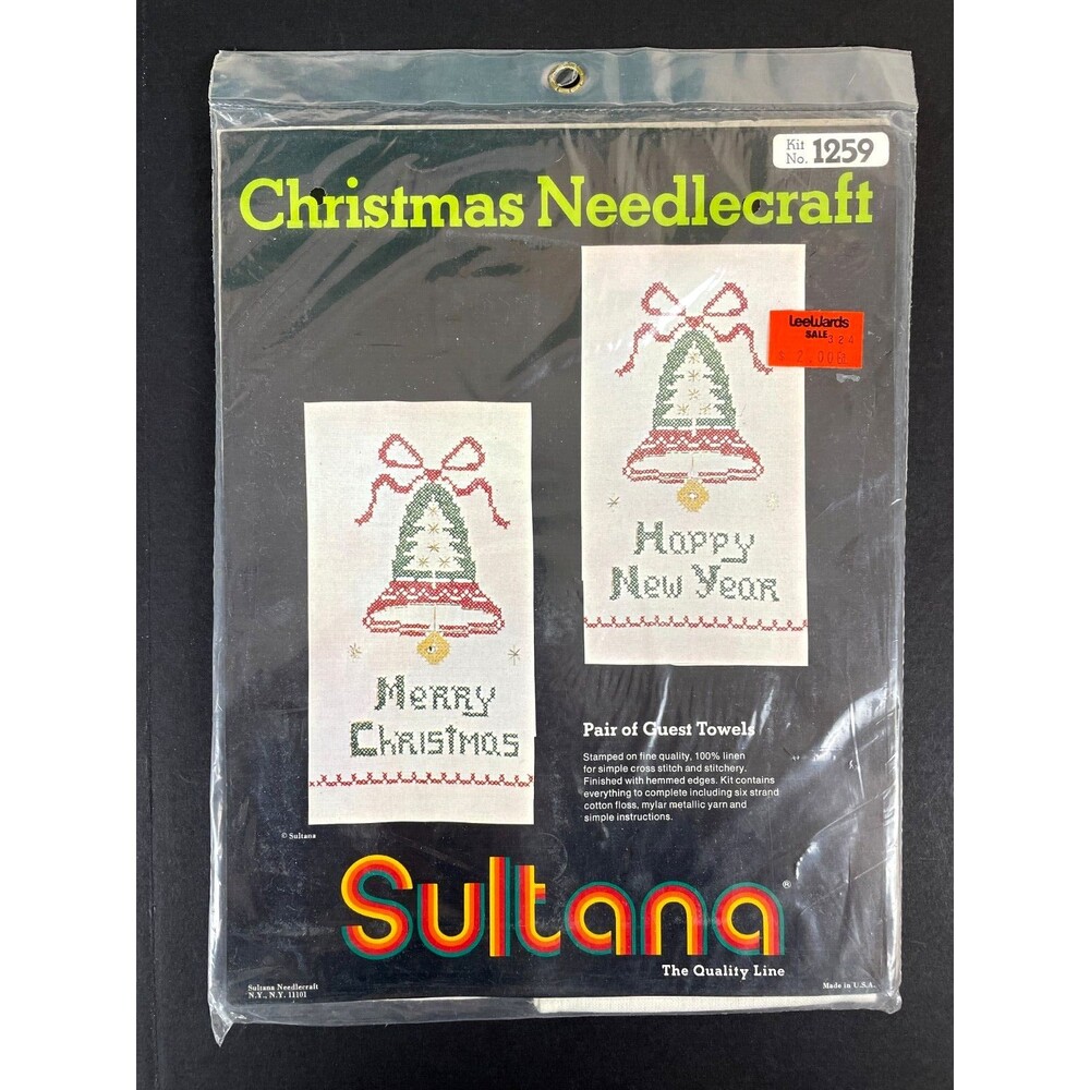 Christmas Needlecraft Guest Towels Holiday Craft Kit by Sultana USA Made NEW